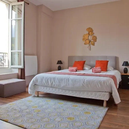 T3 ,100m2, Centre Ville, Classe 3 Etoiles Apartman *