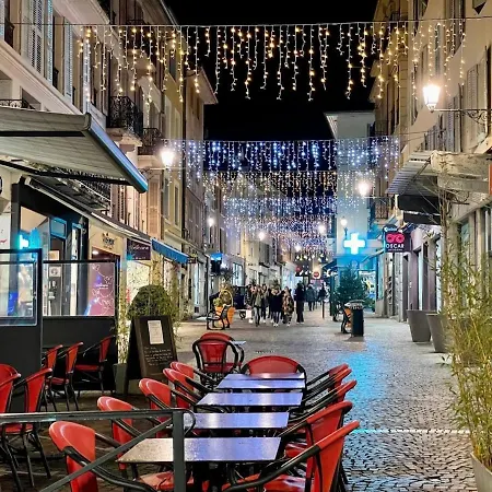 Apartment T3 ,100m2, Centre Ville, Classe 3 Etoiles Aix-les-Bains