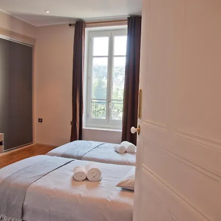 T3 ,100m2, Centre Ville, Classé 3 étoiles Aix-les-Bains