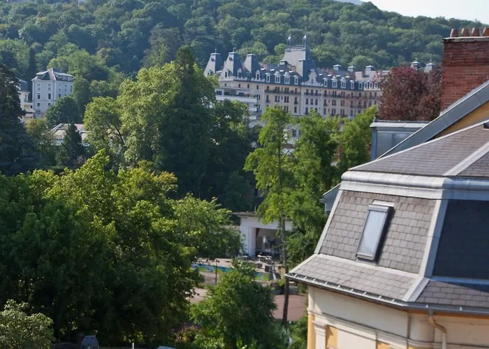 T3 ,100m2, Centre Ville, Classe 3 Etoiles Aix-les-Bains