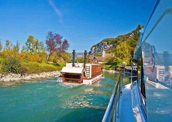 Apartment T3 ,100m2, Centre Ville, Classe 3 Etoiles *