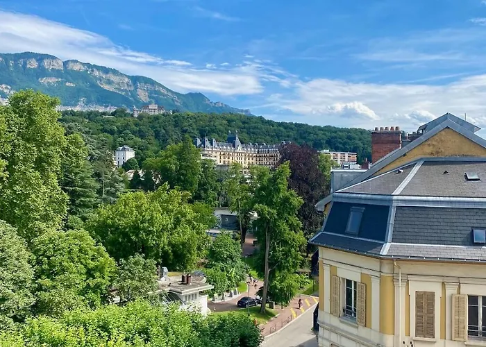 T3 ,100m2, Centre Ville, Classe 3 Etoiles